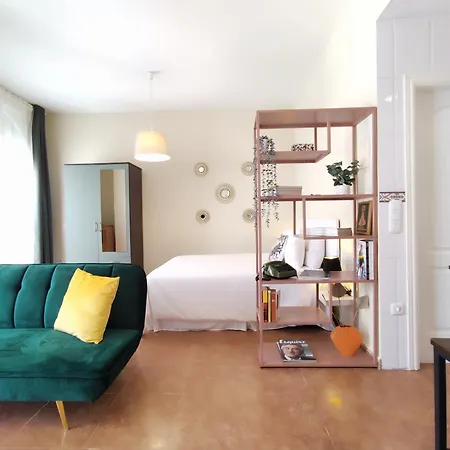 Bonito Y Acogedor Estudio - And Cozy * Malaga